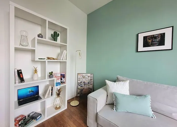 Dynastie 21 - 4 Personnes Centre アパート