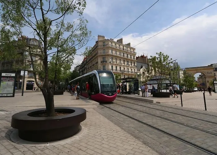 Dynastie 21 - 4 Personnes Centre アパート